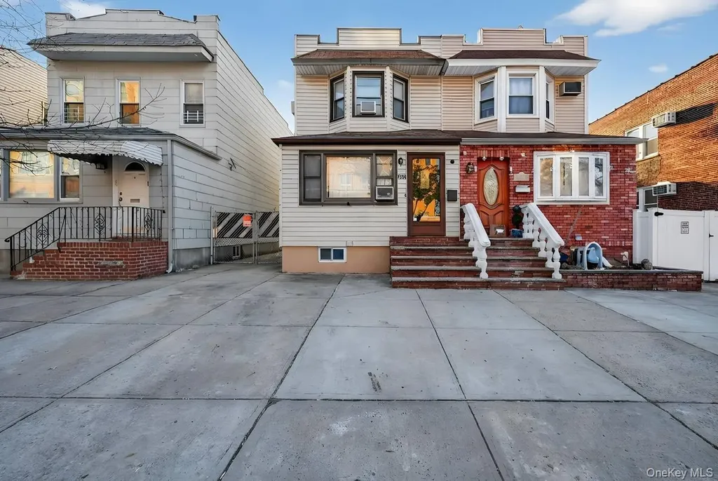 7748 74th Street Glendale NY 11385