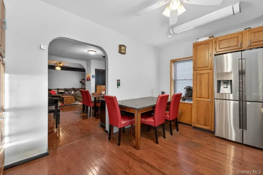 7748 74th Street Glendale NY 11385