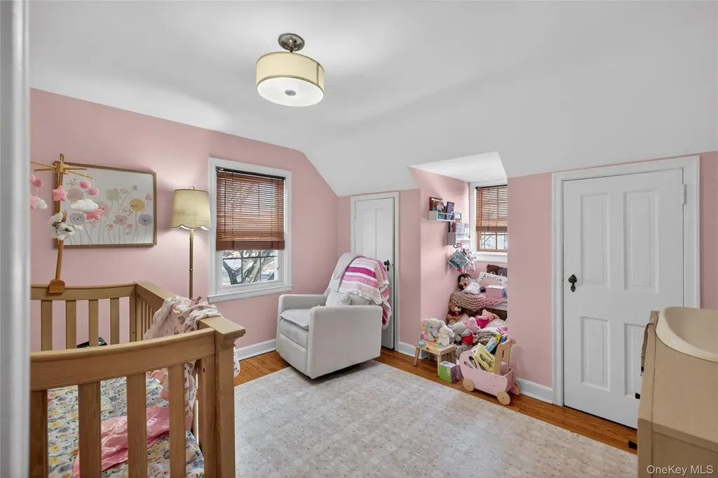 29 Babylon Turnpike Merrick NY 11566
