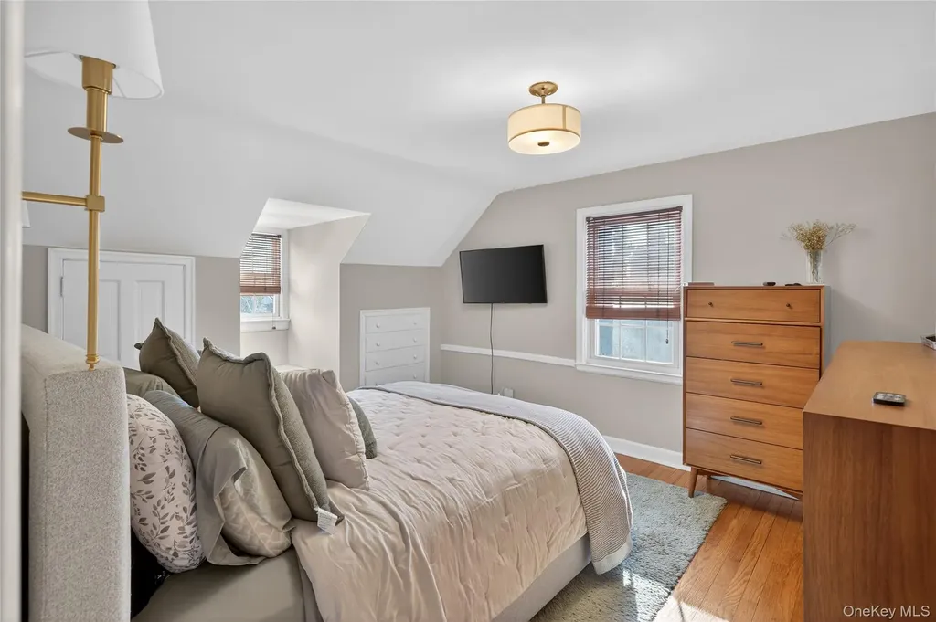 29 Babylon Turnpike Merrick NY 11566