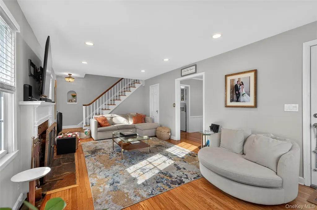 29 Babylon Turnpike Merrick NY 11566