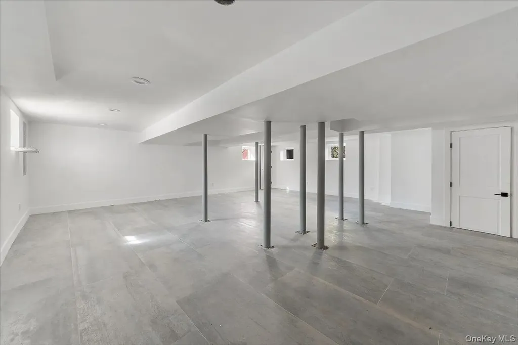 28 Midland Avenue White Plains NY 10606