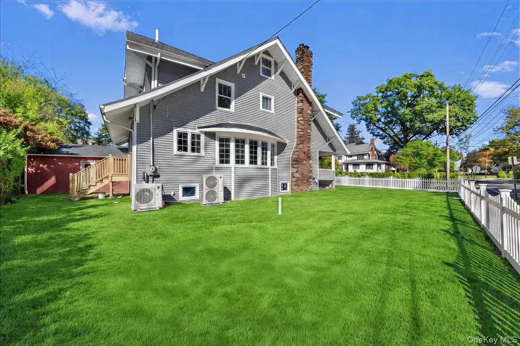 28 Midland Avenue White Plains NY 10606
