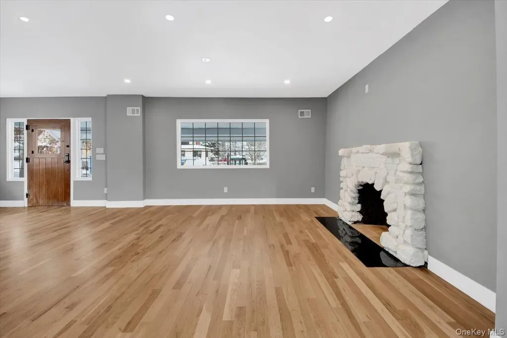28 Midland Avenue White Plains NY 10606