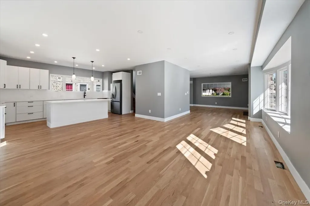 28 Midland Avenue White Plains NY 10606