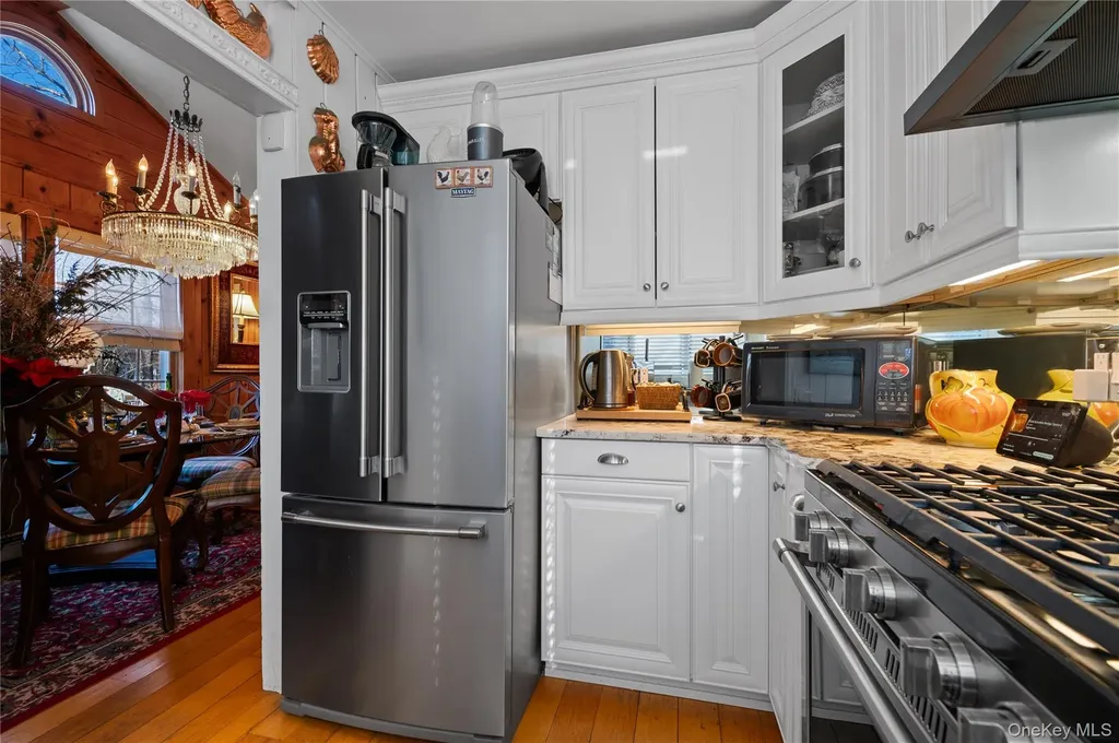 136 Beach Road Wading River NY 11792
