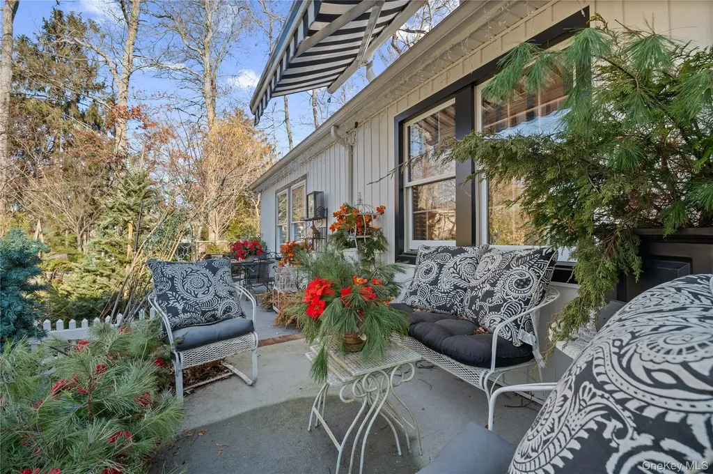 136 Beach Road Wading River NY 11792