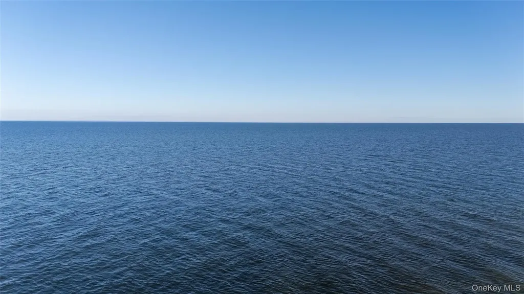 136 Beach Road Wading River NY 11792
