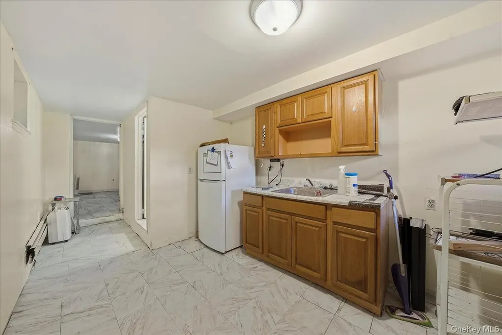 3310 Bouck Avenue Bronx NY 10469