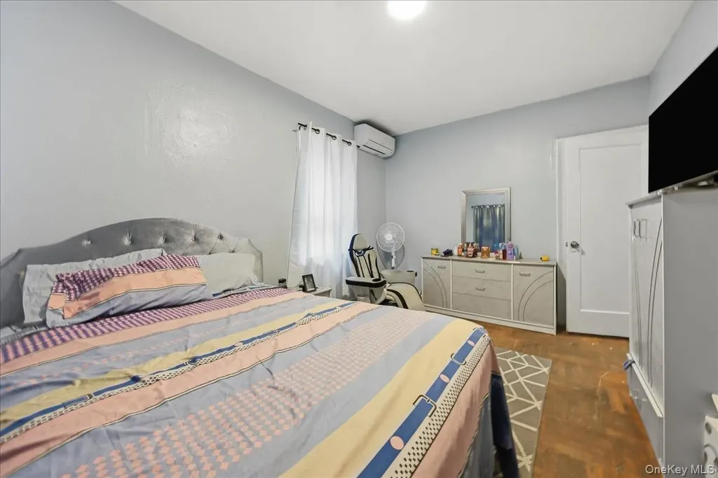 3310 Bouck Avenue Bronx NY 10469