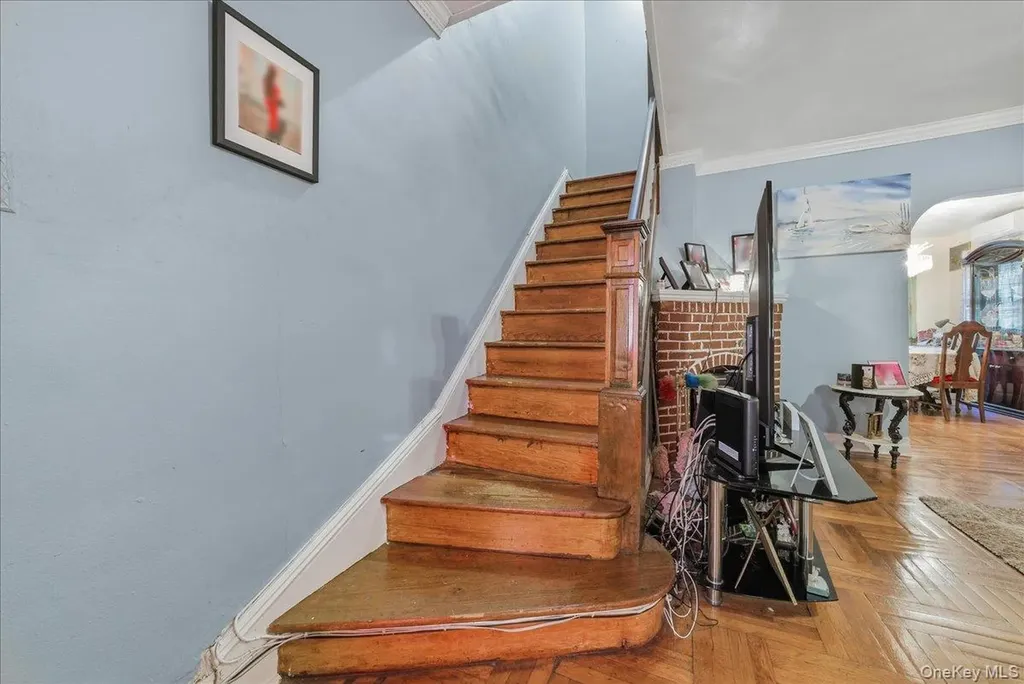 3310 Bouck Avenue Bronx NY 10469