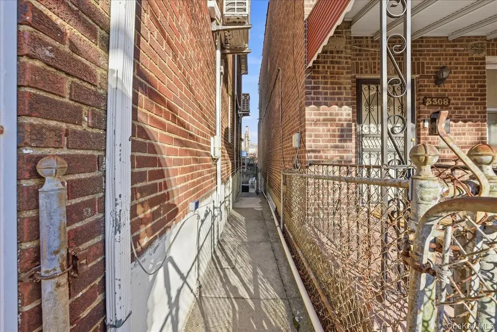 3310 Bouck Avenue Bronx NY 10469