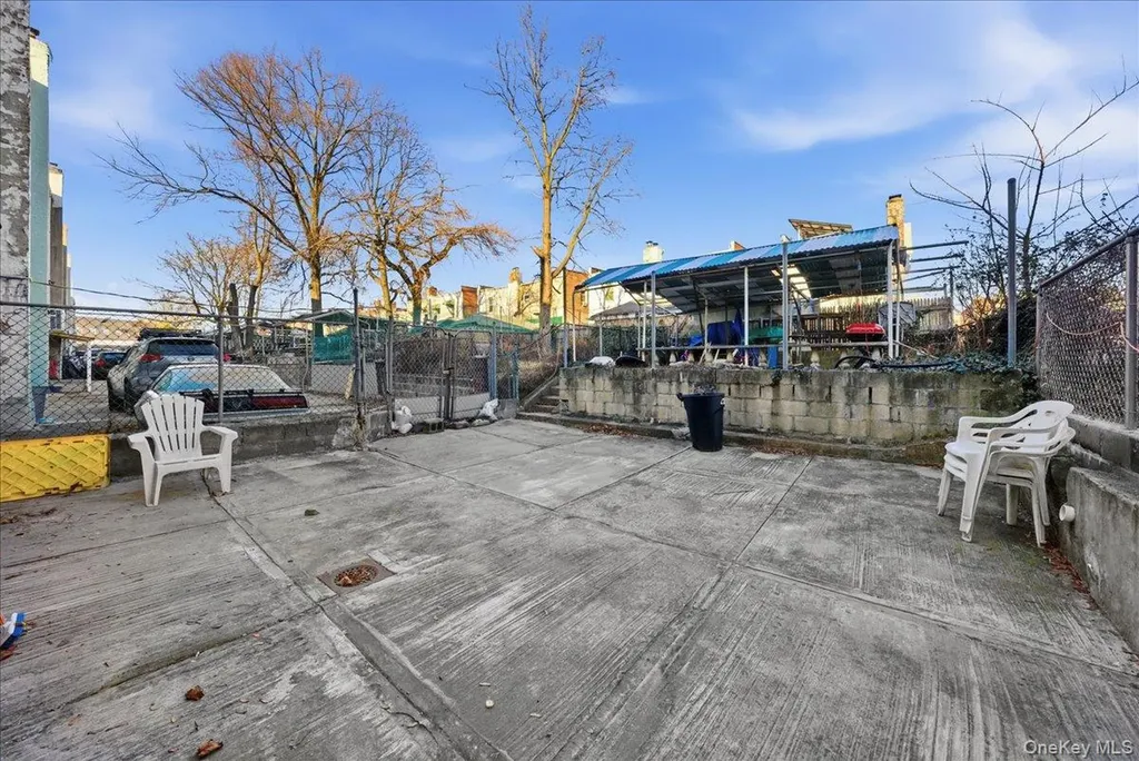 3310 Bouck Avenue Bronx NY 10469