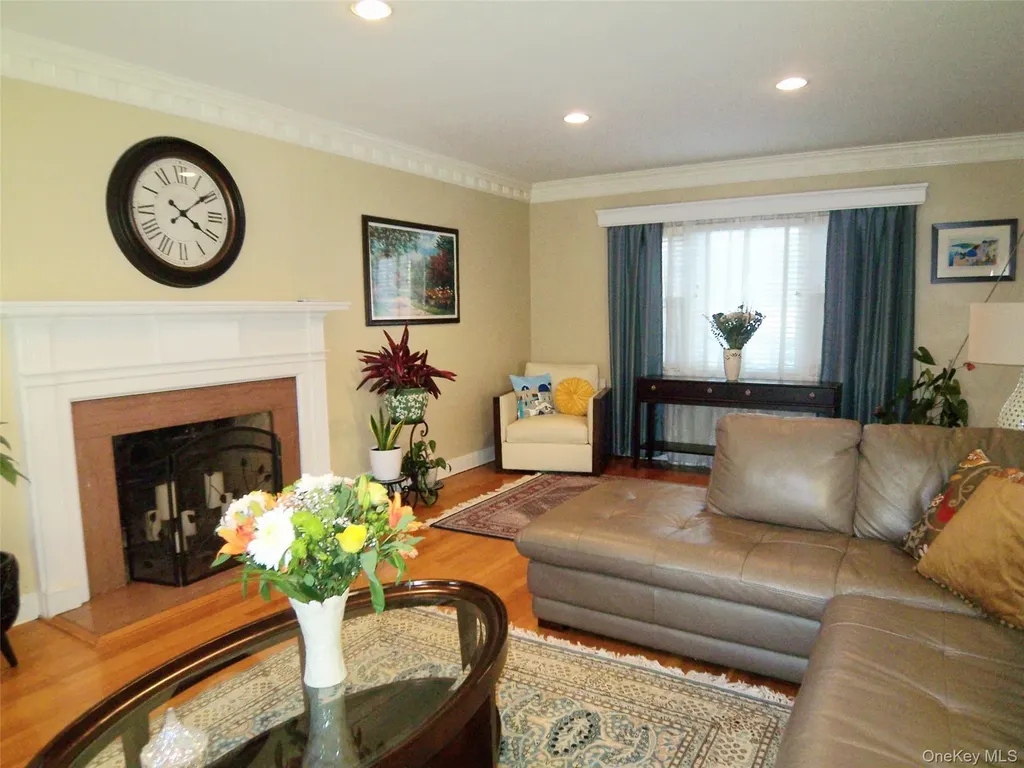 40 Harding Parkway Mount Vernon NY 10552