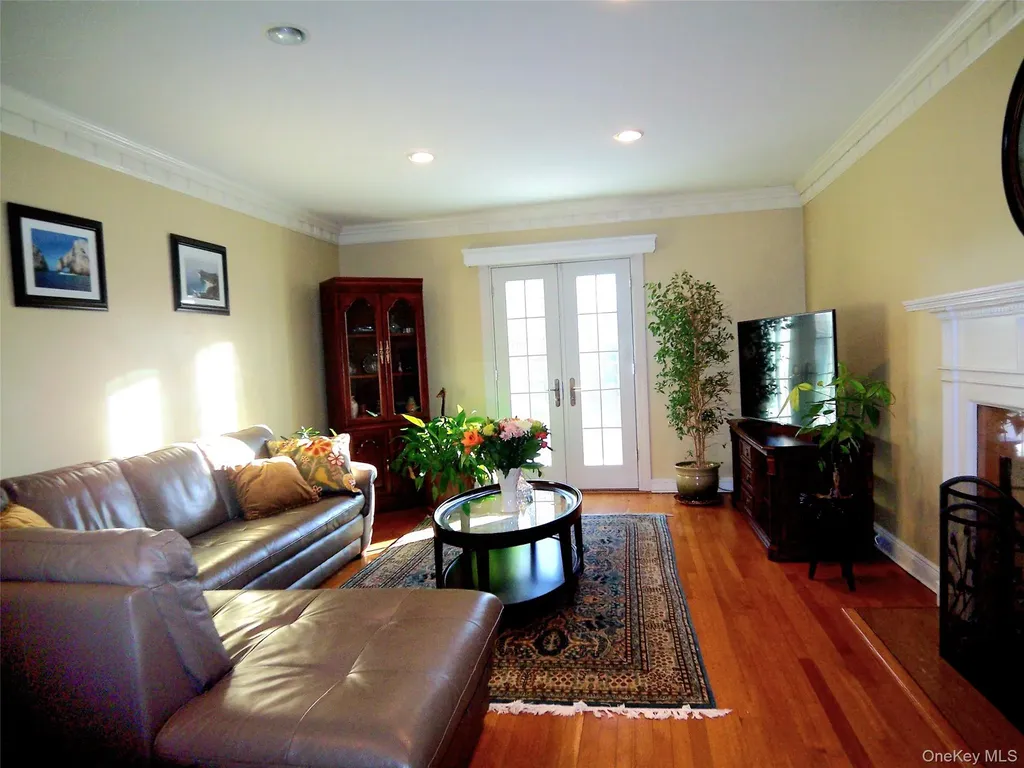 40 Harding Parkway Mount Vernon NY 10552