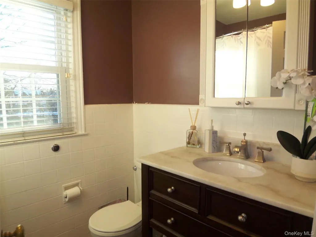 40 Harding Parkway Mount Vernon NY 10552