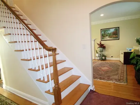 40 Harding Parkway Mount Vernon NY 10552