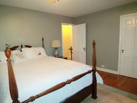 40 Harding Parkway Mount Vernon NY 10552