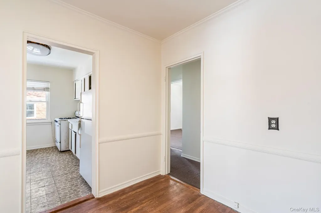 7555 198th Street Fresh Meadows NY 11366