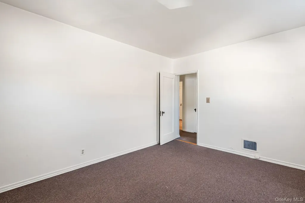 7555 198th Street Fresh Meadows NY 11366