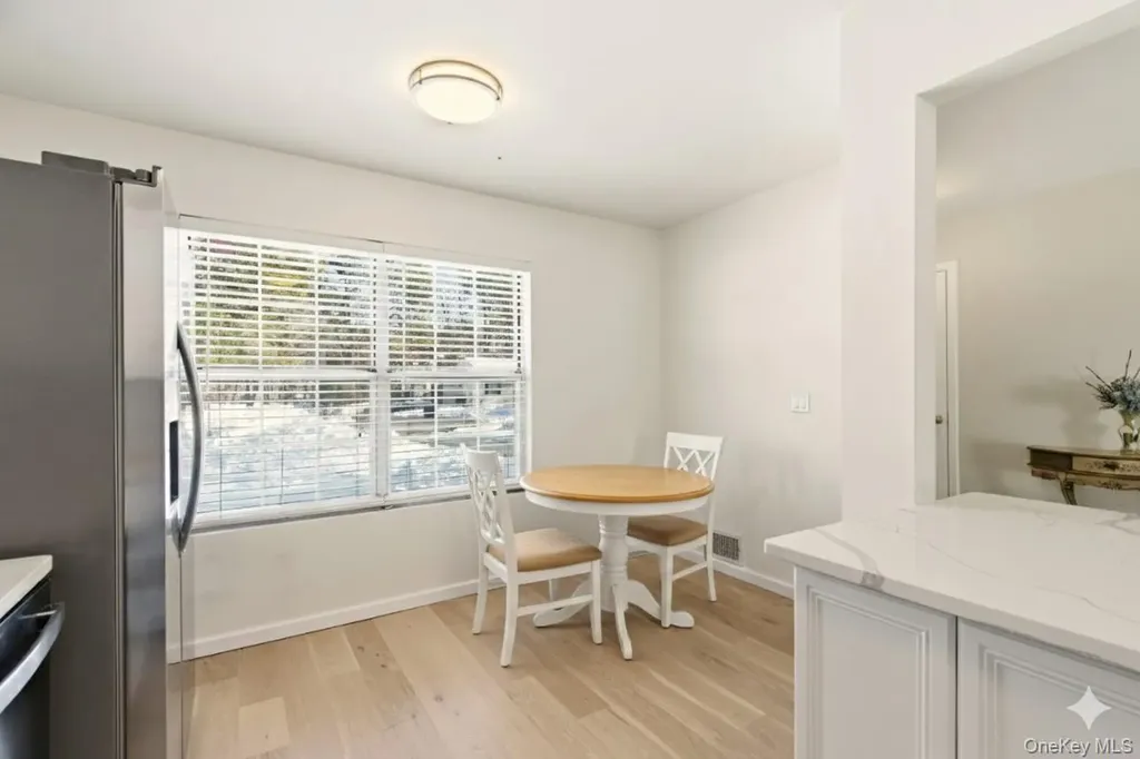 5 Deer Path Coram NY 11727