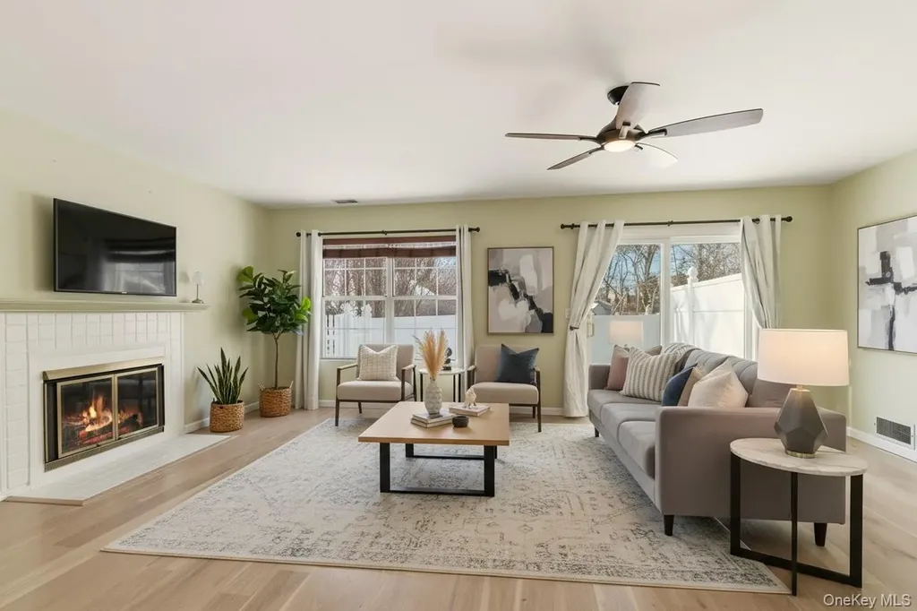 5 Deer Path Coram NY 11727