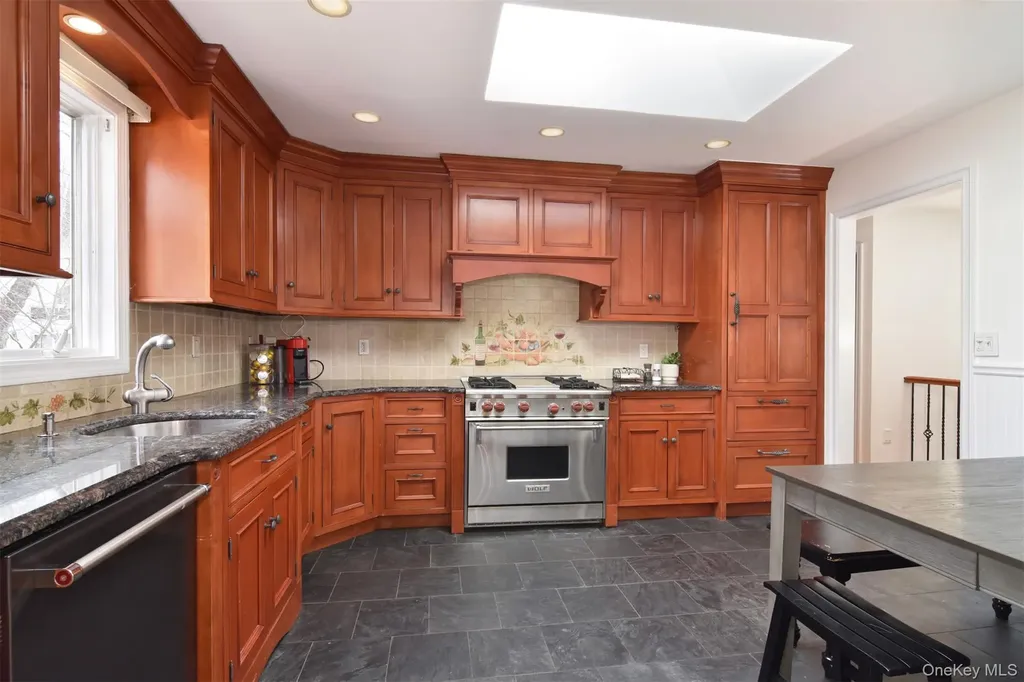4 Willow Lane Irvington NY 10533