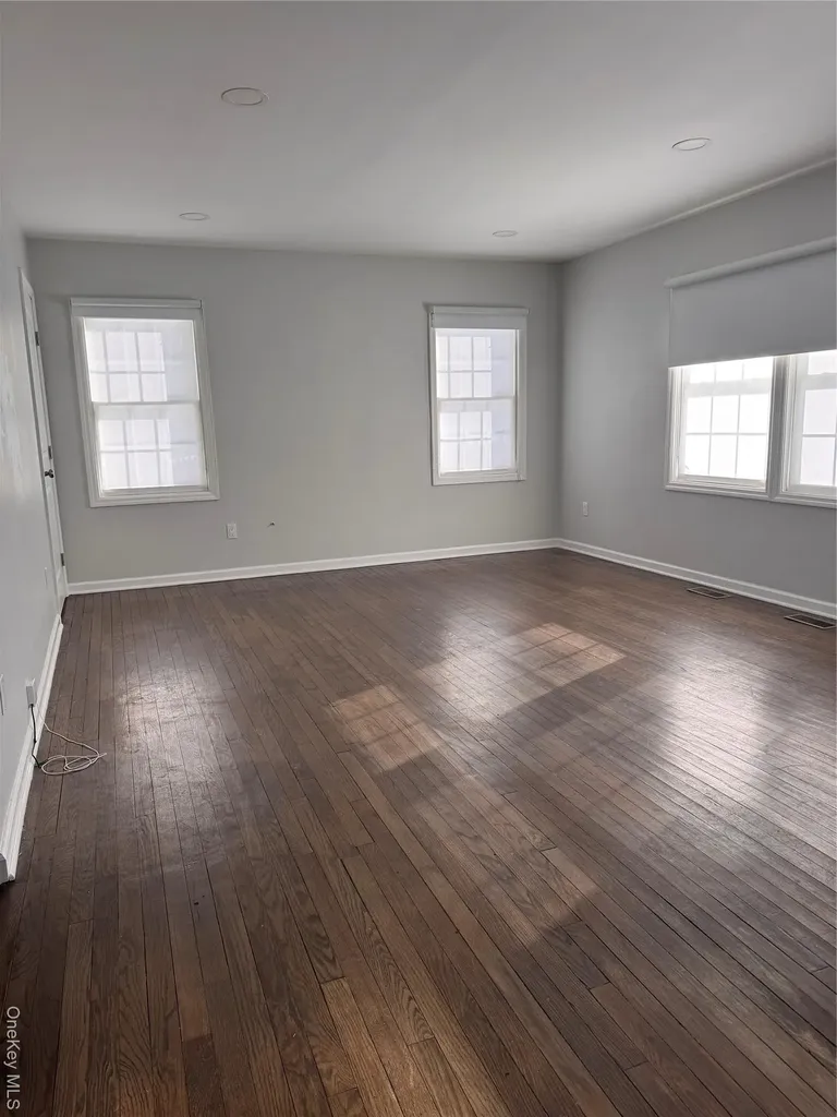 14 Fenner Lane Nanuet NY 10954