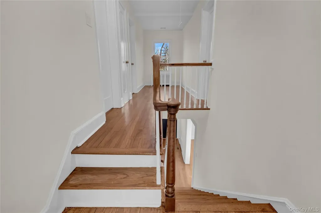 283 W Neck Road Huntington NY 11743