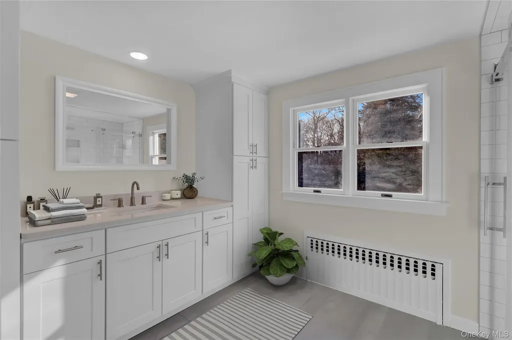283 W Neck Road Huntington NY 11743