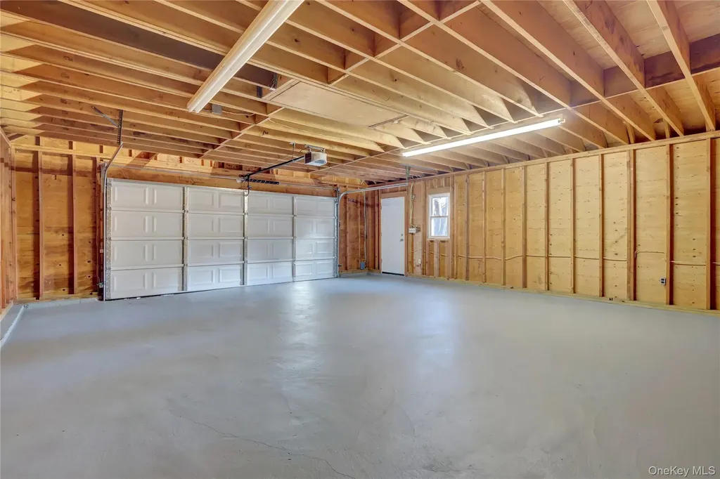 283 W Neck Road Huntington NY 11743