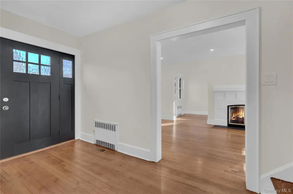 283 W Neck Road Huntington NY 11743