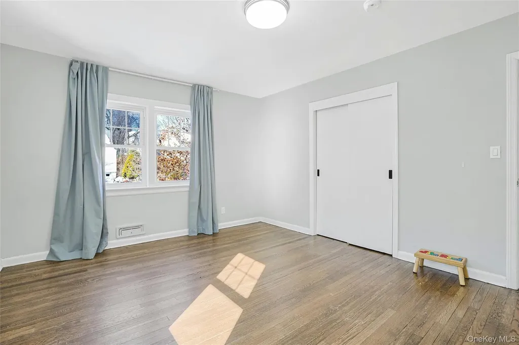 136 Johnson Road Scarsdale NY 10583