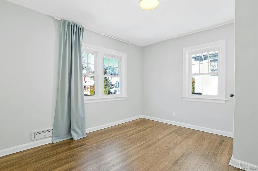 136 Johnson Road Scarsdale NY 10583