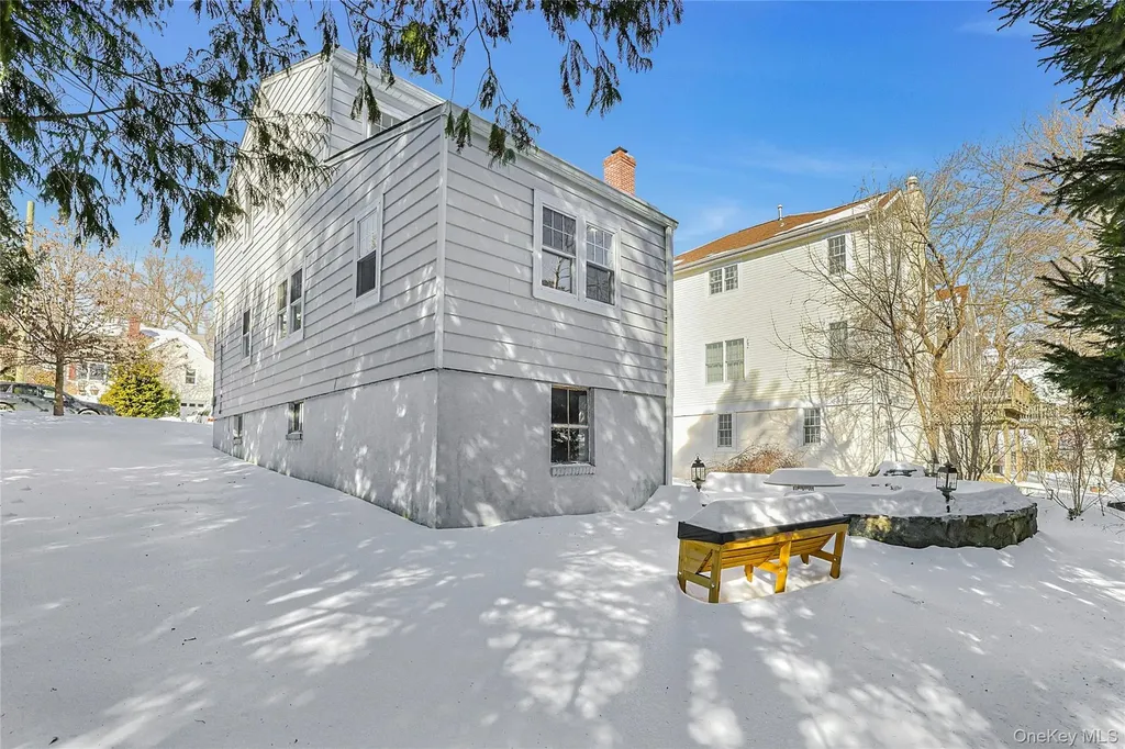 136 Johnson Road Scarsdale NY 10583