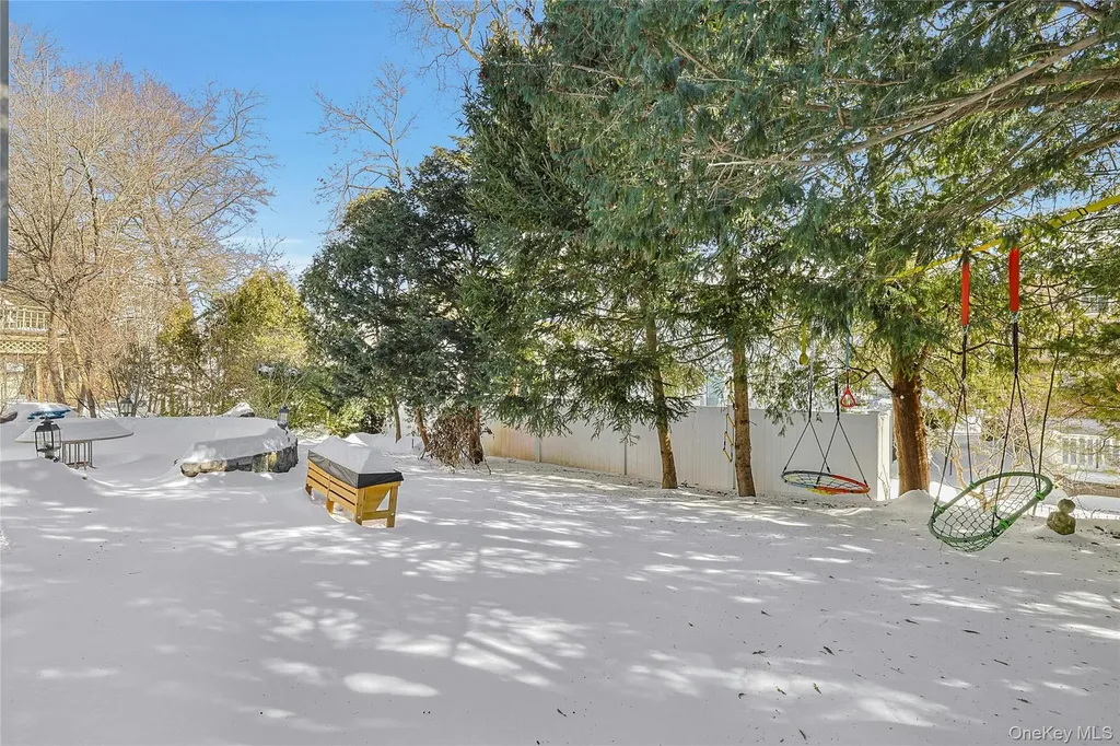 136 Johnson Road Scarsdale NY 10583