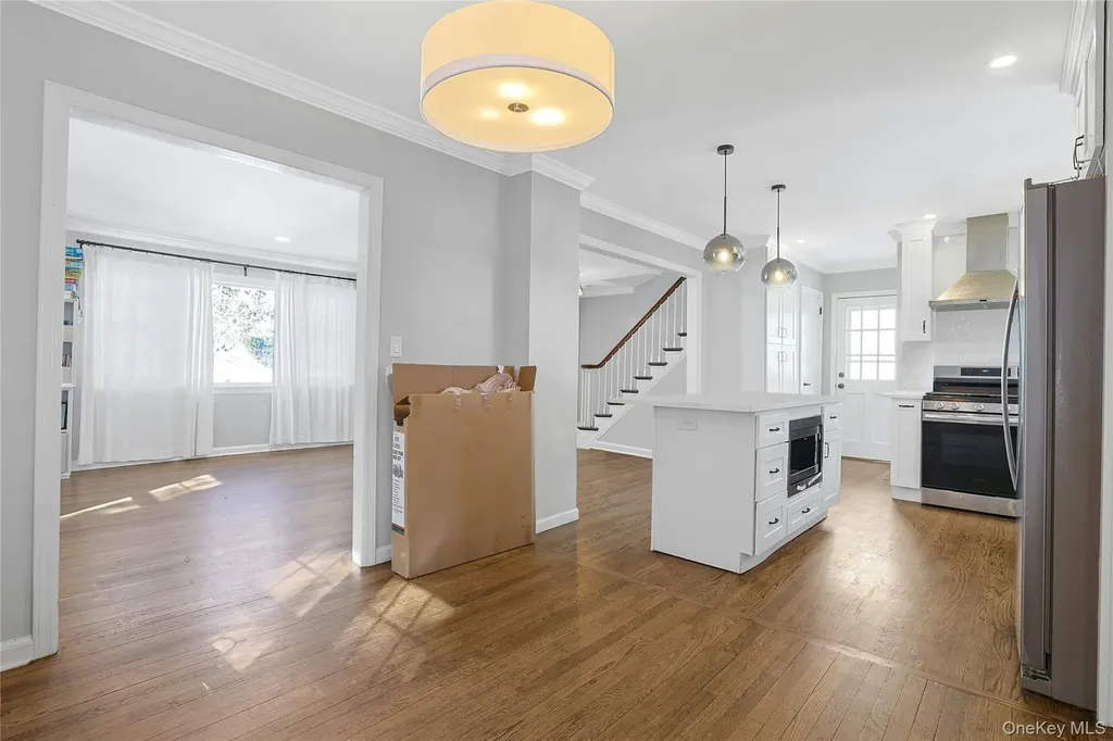 136 Johnson Road Scarsdale NY 10583