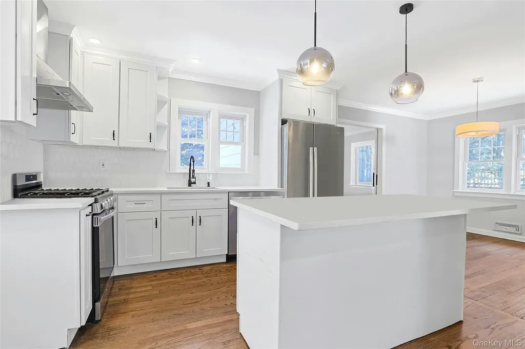 136 Johnson Road Scarsdale NY 10583