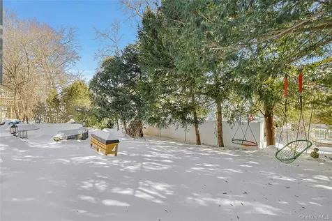 136 Johnson Road Scarsdale NY 10583