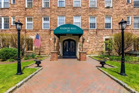 25 Parkview Avenue Bronxville NY 10708