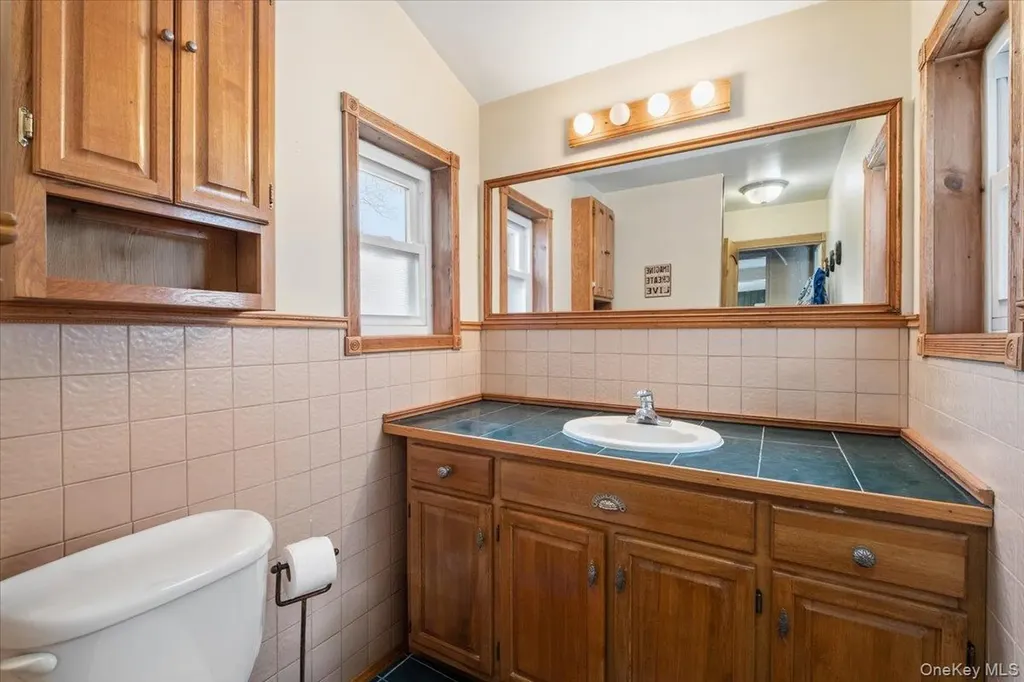 4 Beachway Drive Holmes NY 12531