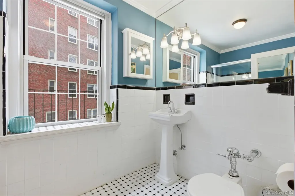 270 Bronxville Road Bronxville NY 10708