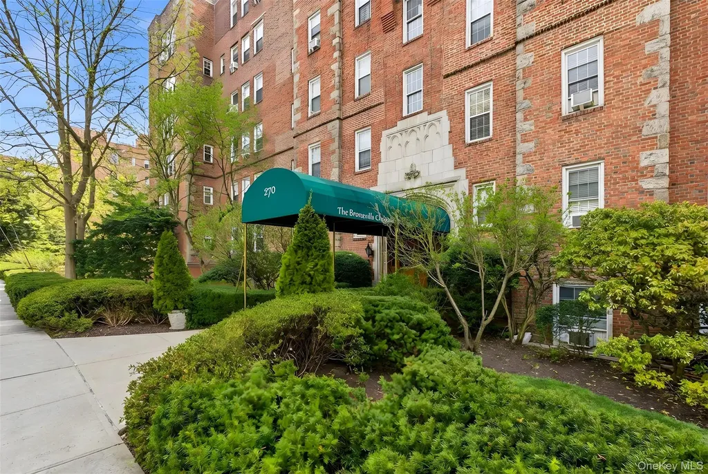270 Bronxville Road Bronxville NY 10708