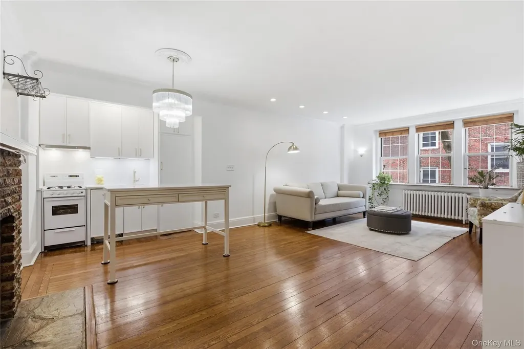 270 Bronxville Road Bronxville NY 10708