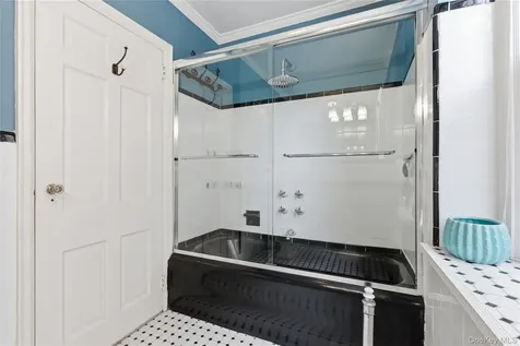 270 Bronxville Road Bronxville NY 10708