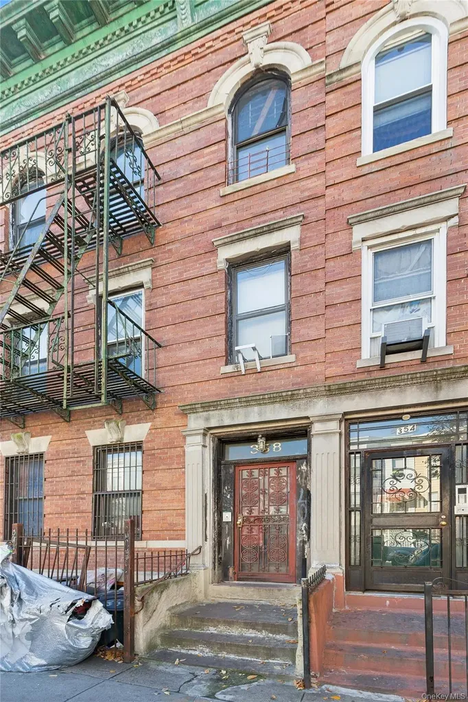 358 61 Street Brooklyn NY 11220