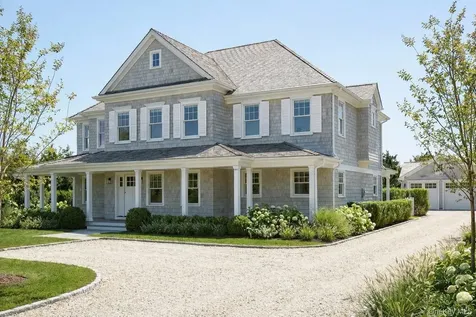 39 Hildreth Street Southampton NY 11968