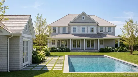 39 Hildreth Street Southampton NY 11968