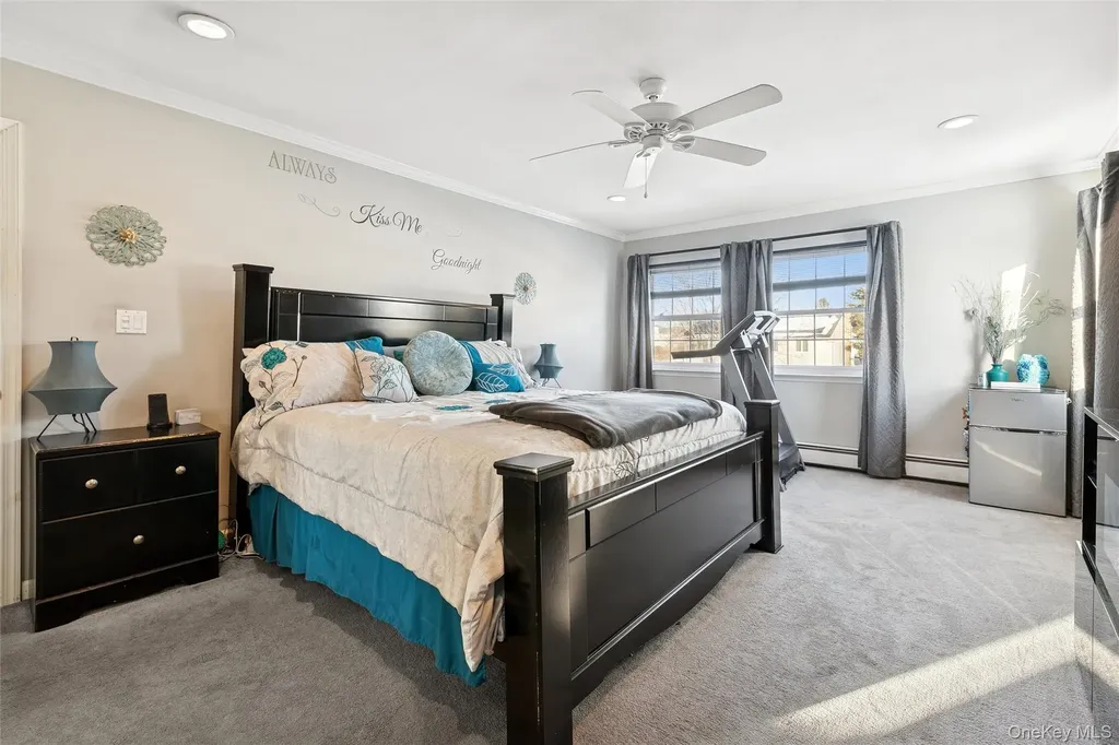 12 Ormand Avenue Medford NY 11763