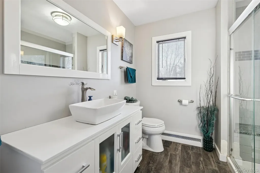 12 Ormand Avenue Medford NY 11763